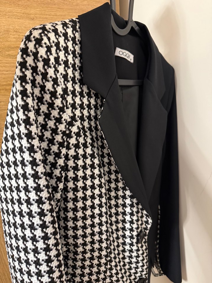 Düğmeli Siyah Desenli Midi Kadın Blazer - Görsel 2