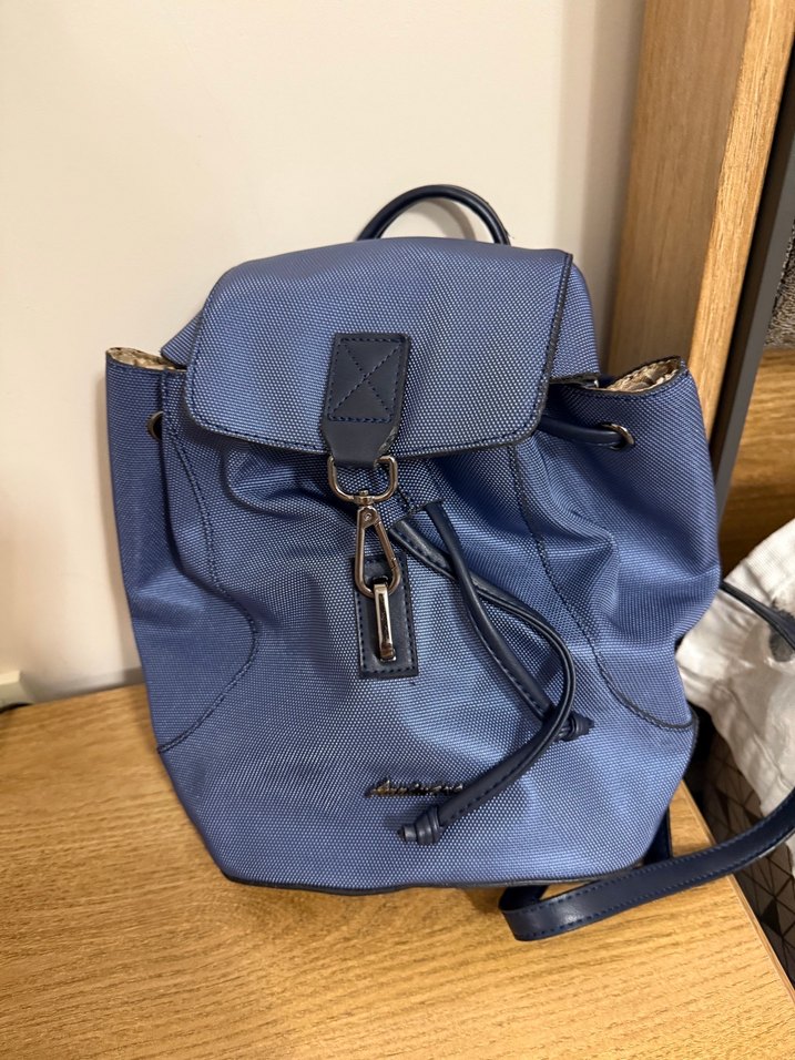 Mavi Deri Kadın Sırt Çantası - Görsel 3