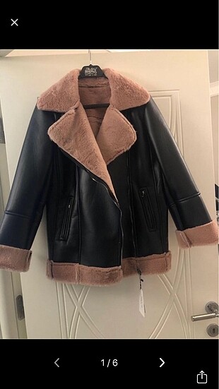 Zara model biker mont