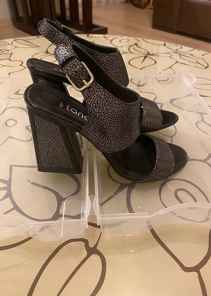 Kadın topuklu ayakkabı - Görsel 2