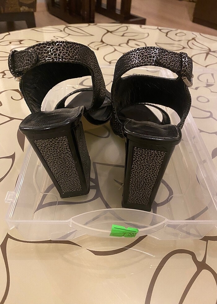 Kadın topuklu ayakkabı - Görsel 3