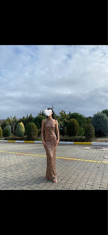 Diğer Uzun vücuda oturan abiye