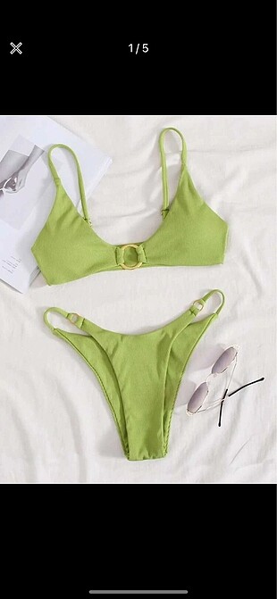 yeşil bikini