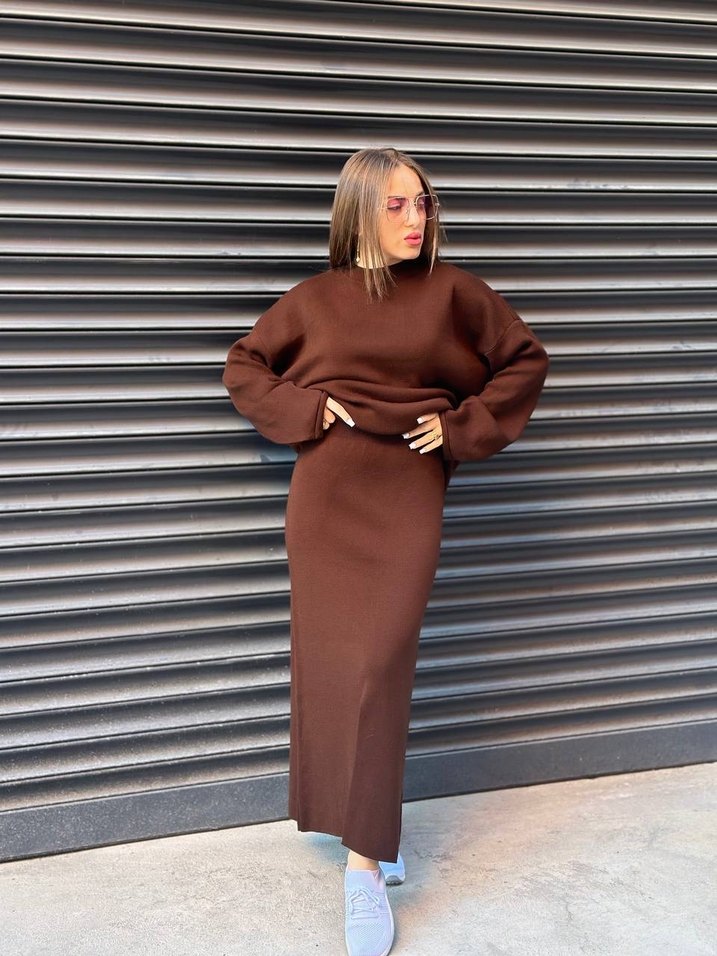 Kahverengi Uzun Triko Kadın Etekli Takım - Görsel 2