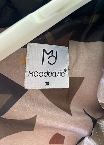 38 Beden Moodbasic yelek