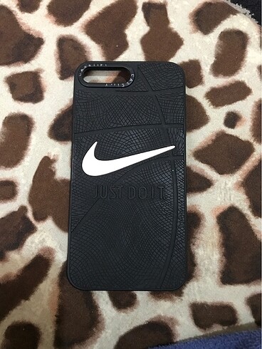 Iphone 7 Plus Nike telefon kılıfı