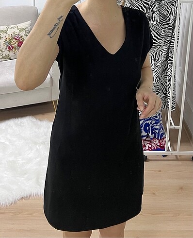 Siyah koşa kollu elbise
