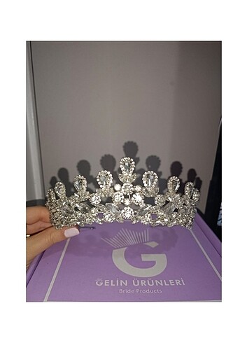Taşlı gelin tacı