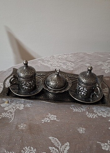 Gümüş fincan takımı