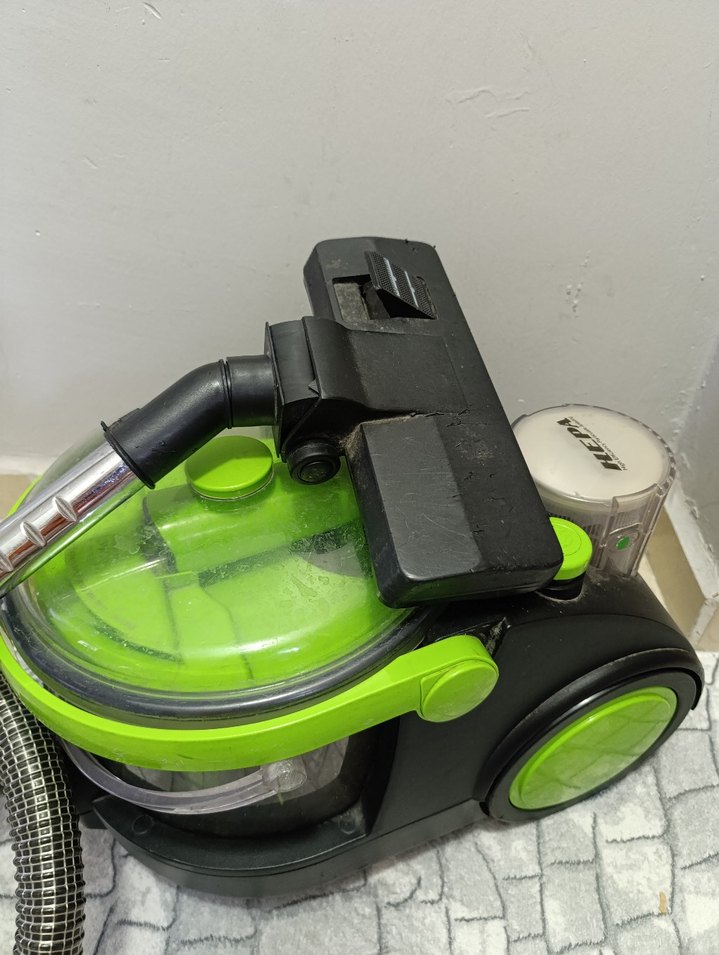 Yeşil Renkli Elektrikli Süpürge - Görsel 2