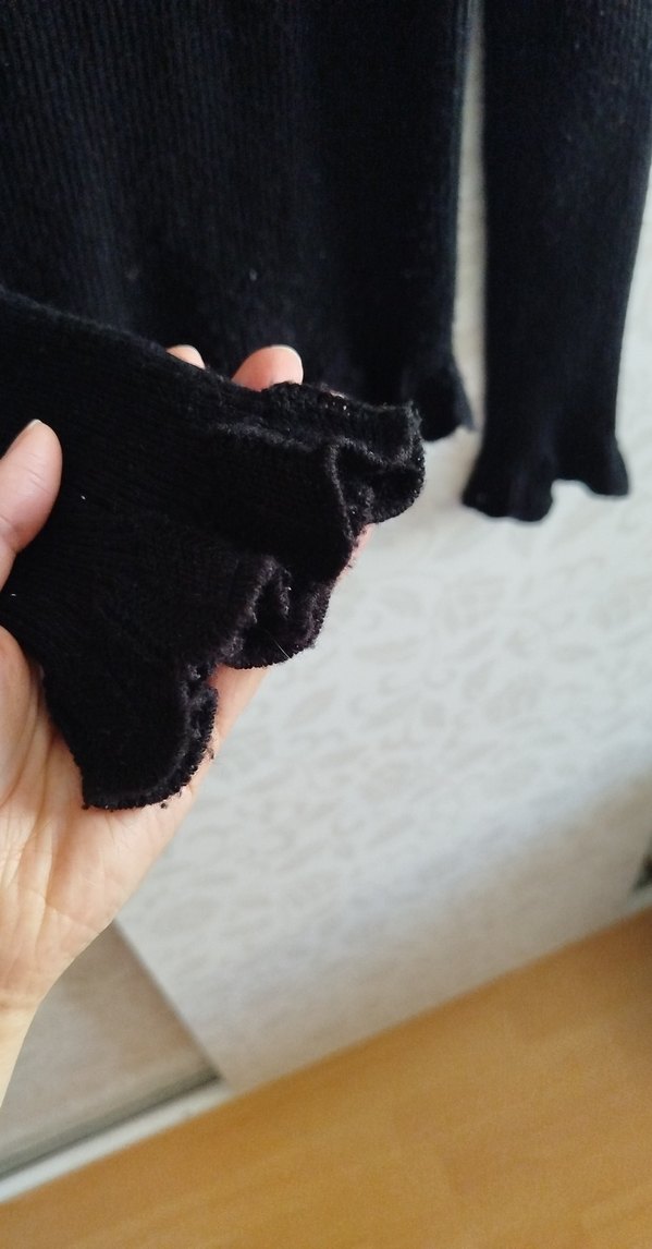 Siyah Yüksek Yaka Uzun Kollu Triko Kazak - Görsel 3