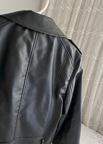 l Beden siyah Renk Pull Bear deri ceket hiç kullanılmadı