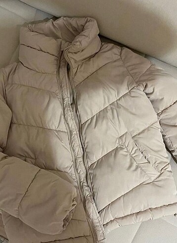 m Beden Stradivarius dik yaka şişme mont