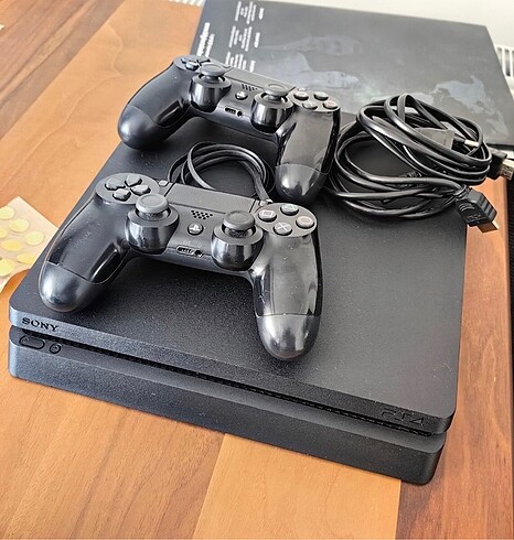 Sony Playstation 4 slim