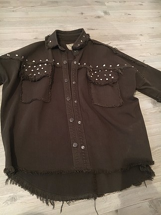 Pull and Bear Taş zımba baskılı gömlek ceket