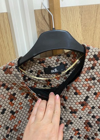 Düğmeli Yılan Desenli Kadın Ceket - Görsel 2