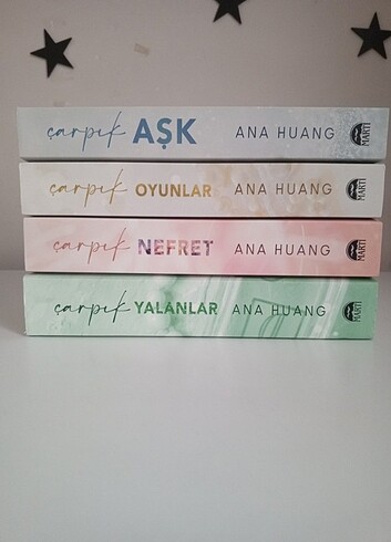 Ana Huang Çarpık Serisi