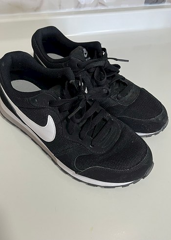 Nike Nike Siyah Kadın Spor Ayakkabı - Düz Taban