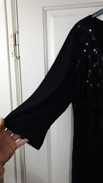 50 Beden Siyah nakisli Elbise 