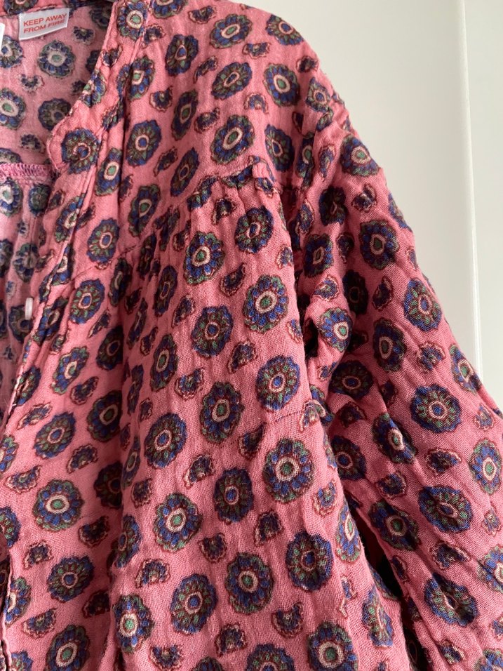 Uzun Kollu Pembe Batik Desenli Kısa şort gömlek - Görsel 5