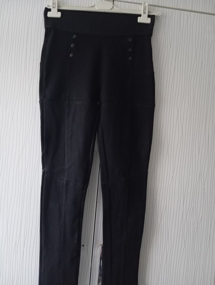 Kemerli Siyah Kadın Dar Kesim Kot Pantolon - Görsel 4