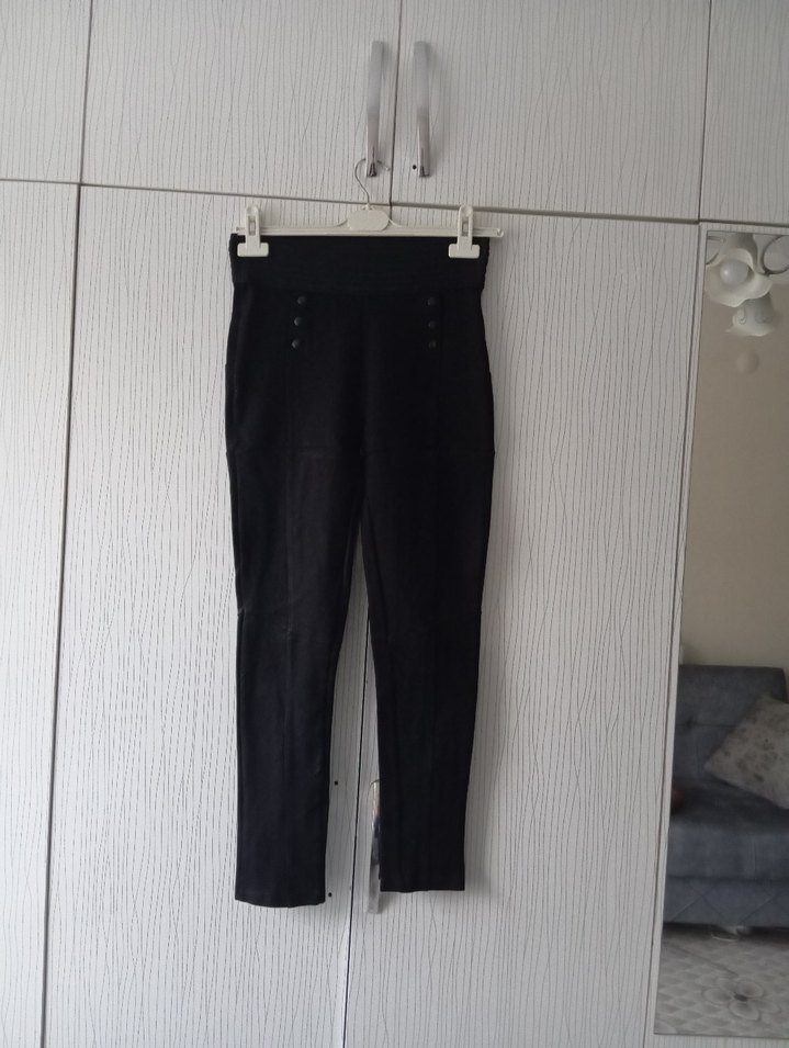 Kemerli Siyah Kadın Dar Kesim Kot Pantolon - Görsel 2