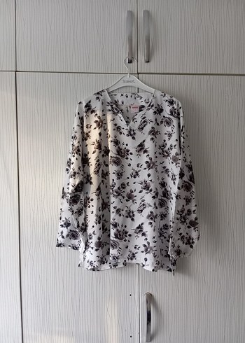 Düğmeli V Yaka Uzun Kollu Kadın Bluz - Görsel 10