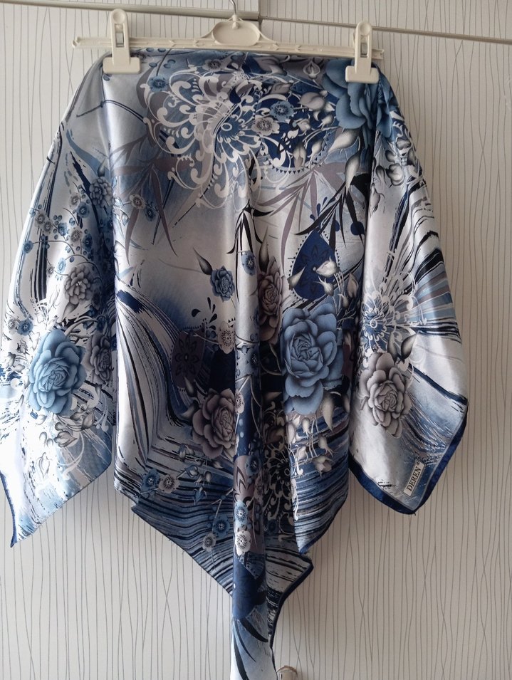 Mavi Bohem Tarzı İpek Görünümlü Şal - Görsel 3