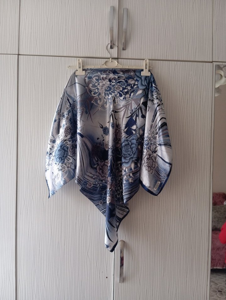 Mavi Bohem Tarzı İpek Görünümlü Şal - Görsel 2