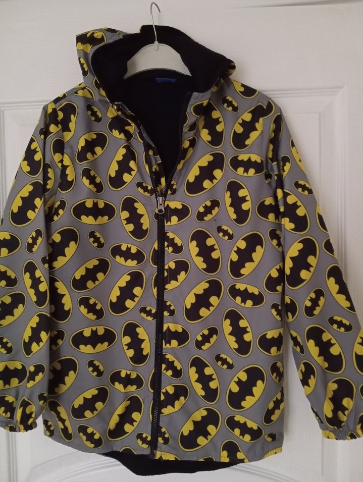 Erkek Çocuk Batman Desenli Fermuarlı Yağmurluk - Görsel 5