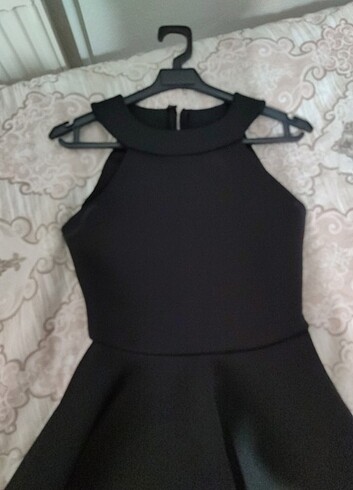 Siyah elbise 