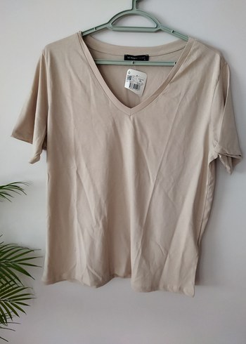 LC Waikiki LC Waikiki Bej V Yaka kadın tişört