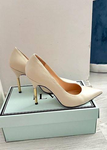 39 numara Bej Modern Klasik Stiletto Topuklu Kadın Ayakkabı - Görsel 3