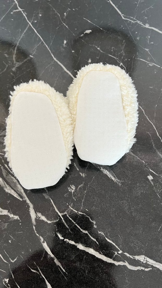 Kızlar için beyaz peluş ev terliği - Görsel 3