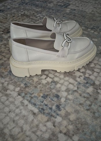 Tokalı Beyaz Kadın Platform Loafer