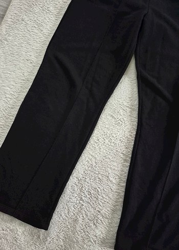 Stradivarius siyah eşofman altı M beden