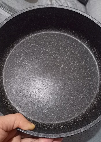 Parlak Gri Cam Kapaklı Tencere - Görsel 3