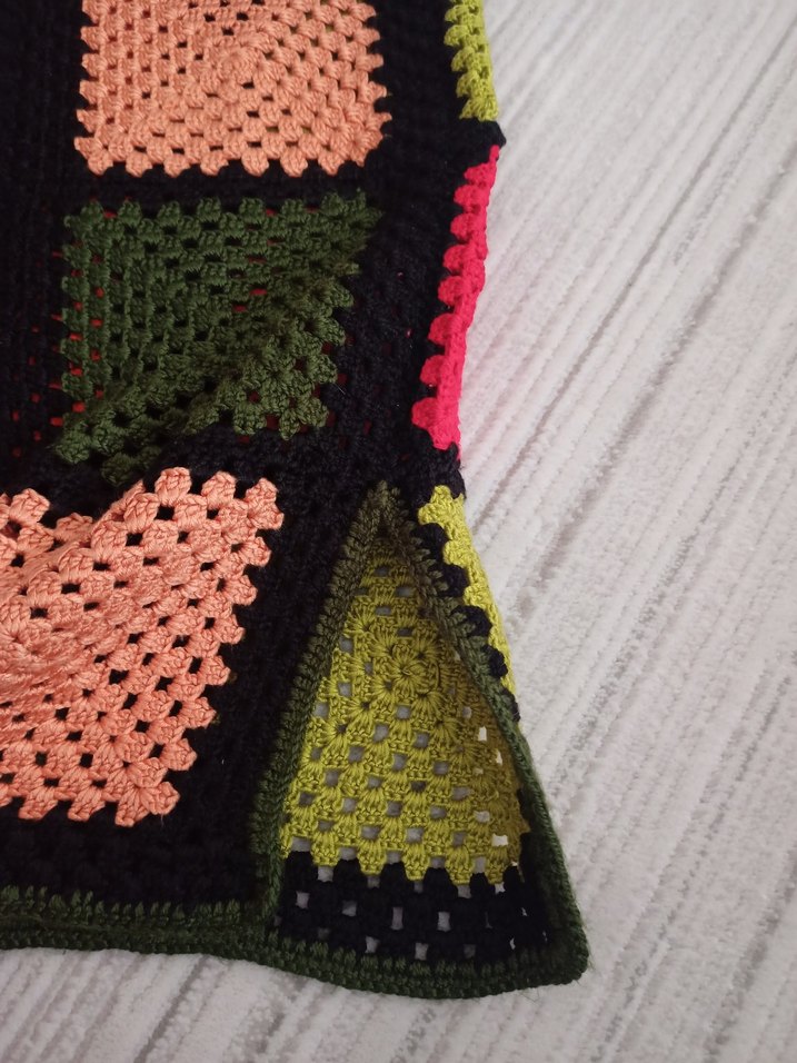 Bohem Renkli Örgü Kadın Yelek - Görsel 5