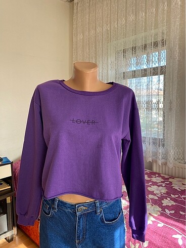 mor crop sweat