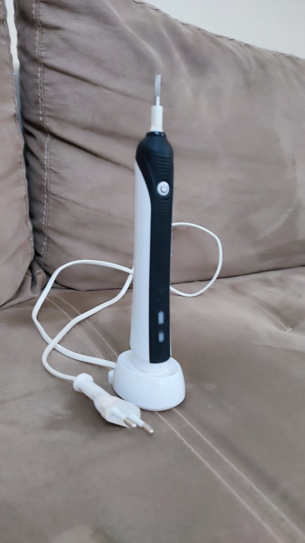 Oral-B şarjlı diş fırçası - Görsel 4