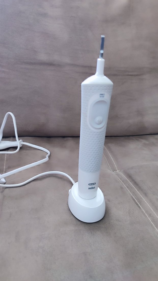 Braun şarjlı diş fırçası - Görsel 4