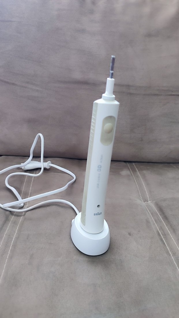 Braun şarjlı diş fırçası - Görsel 2