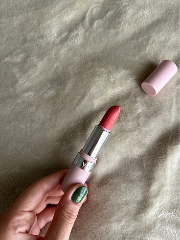 Avon Avon ruj