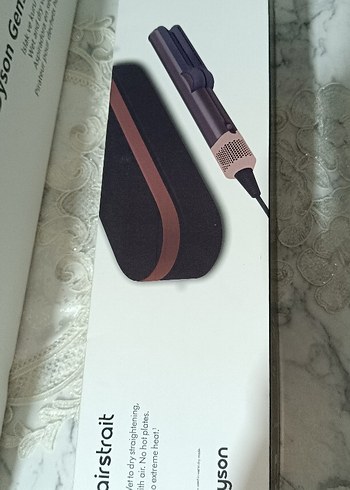 Dyson airstrait Plum Renkli Saç Düzleştirici ve Saklama Kutusu - Görsel 3