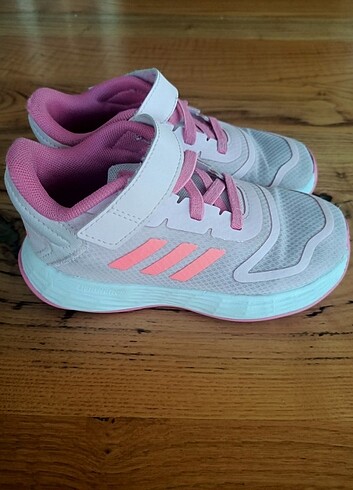 Adidas Çocuk Spor Ayakkabı 