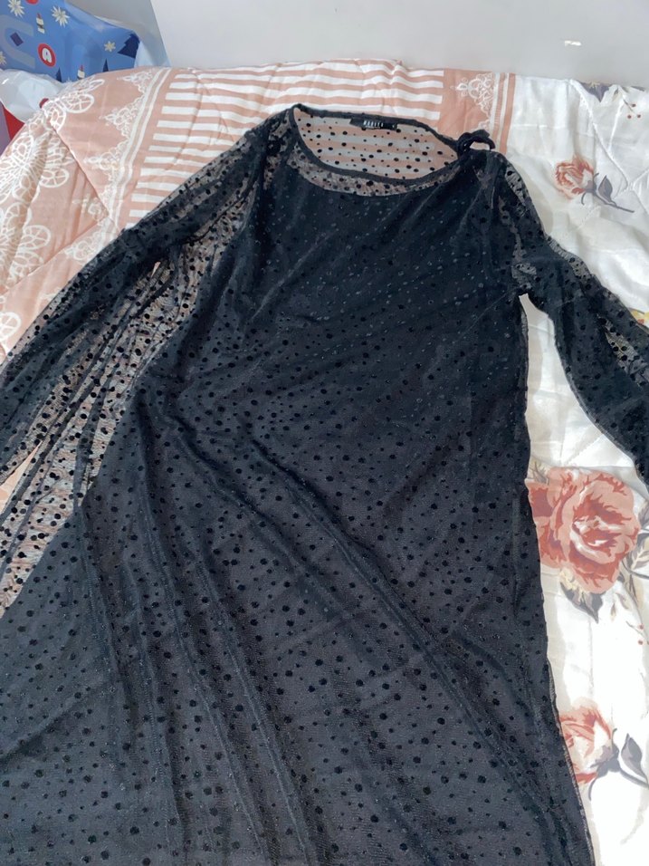 Uzun Kollu Siyah dantelli elbise - Görsel 2