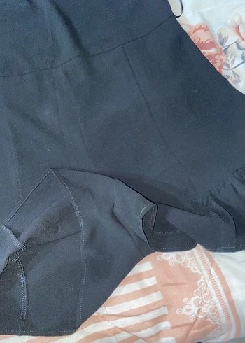 Kadın Siyah Mini Tulum Fırfırlı - Görsel 3