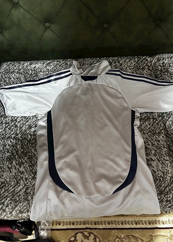 Fenerbahçe 100. Yıl özel forması - Görsel 5