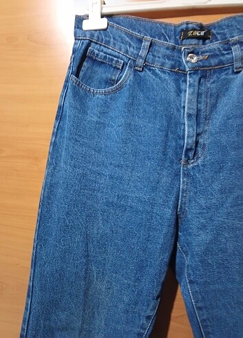 Jean 