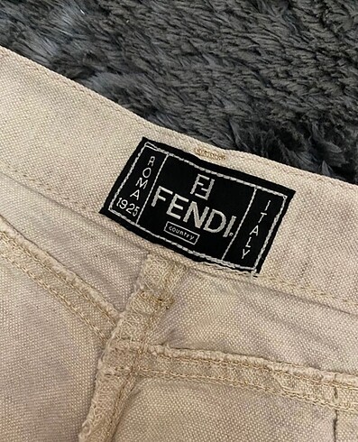 s Beden ten rengi Renk Fendi pantolon